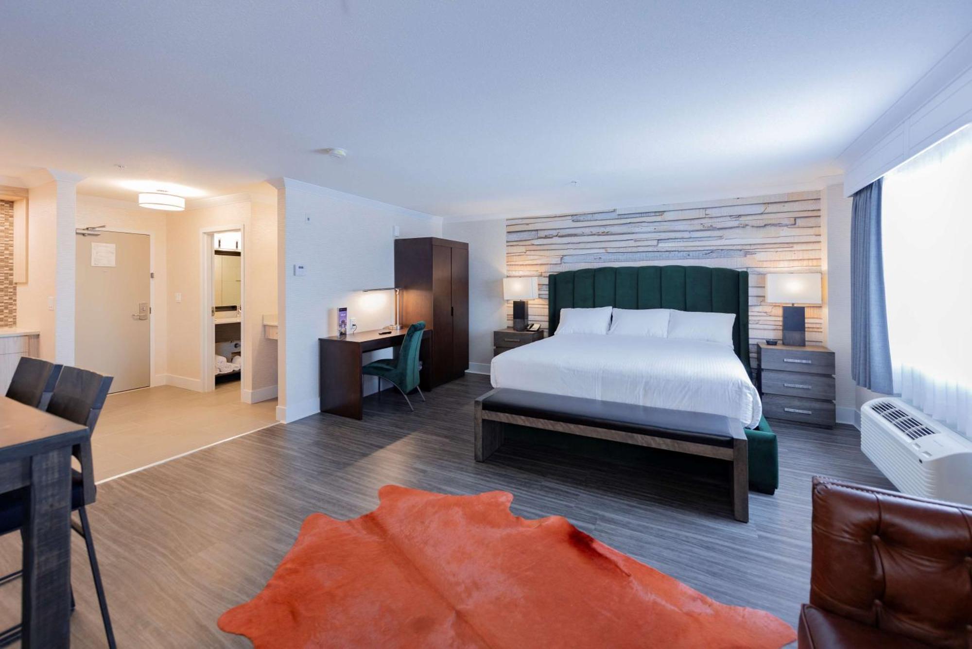 Prestige Treasure Cove Resort, Worldhotels Elite Prince George Exterior foto