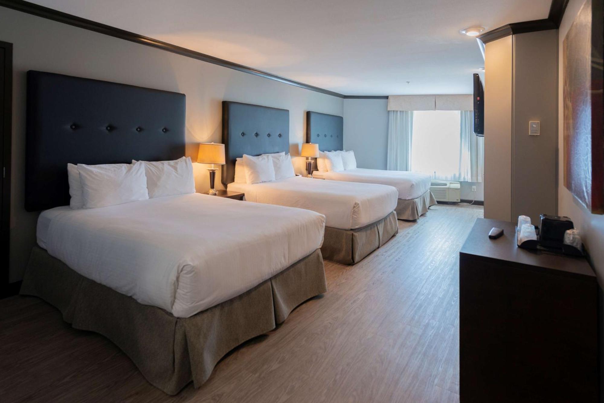 Prestige Treasure Cove Resort, Worldhotels Elite Prince George Exterior foto