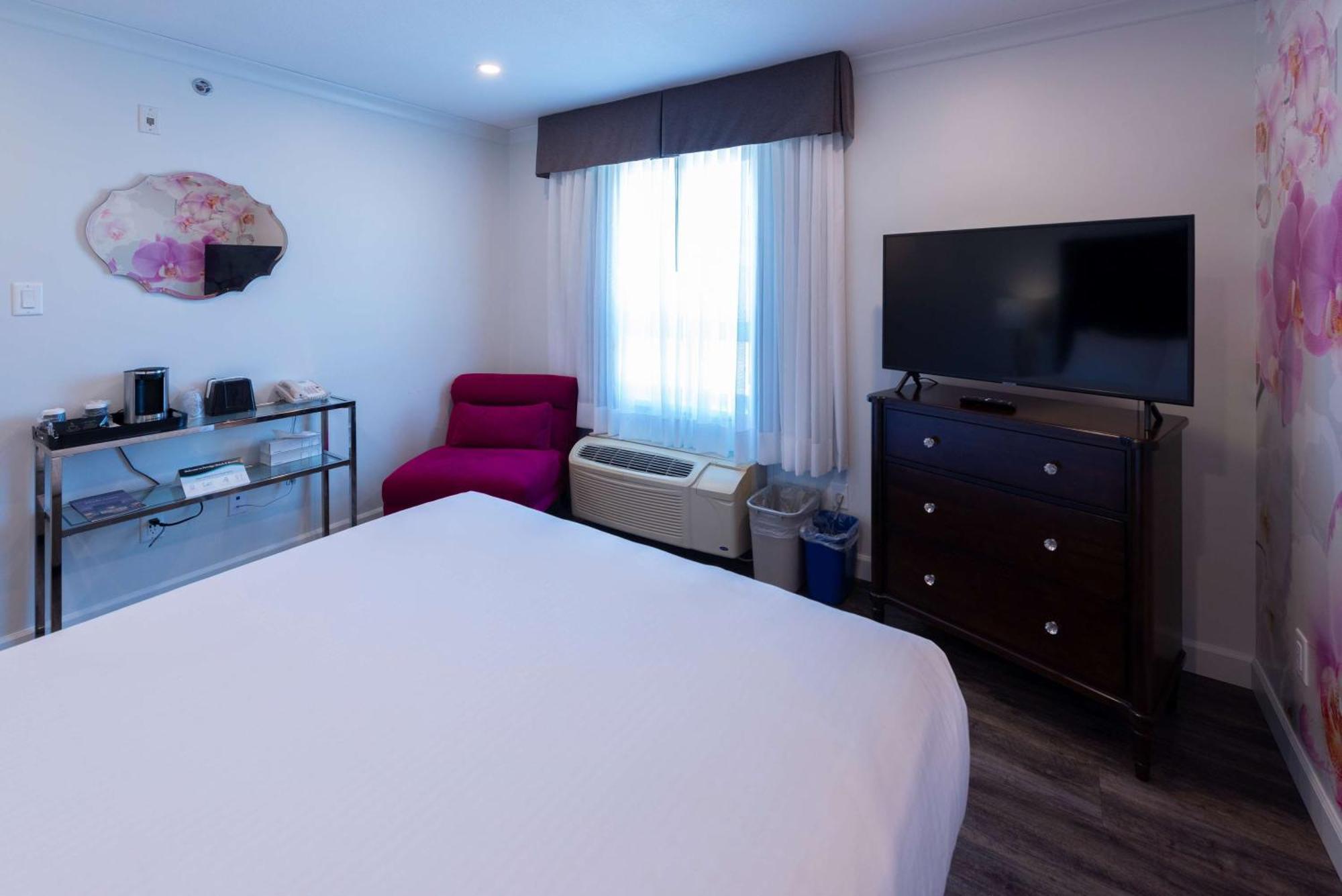 Prestige Treasure Cove Resort, Worldhotels Elite Prince George Exterior foto